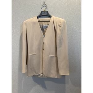 VTG Laura Leigh Ltd 100% Silk Suit‎ in Nude Size 6